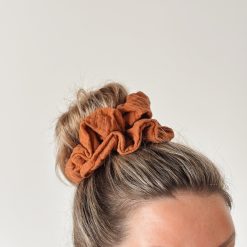 Scrunchiet ja hiuspannat